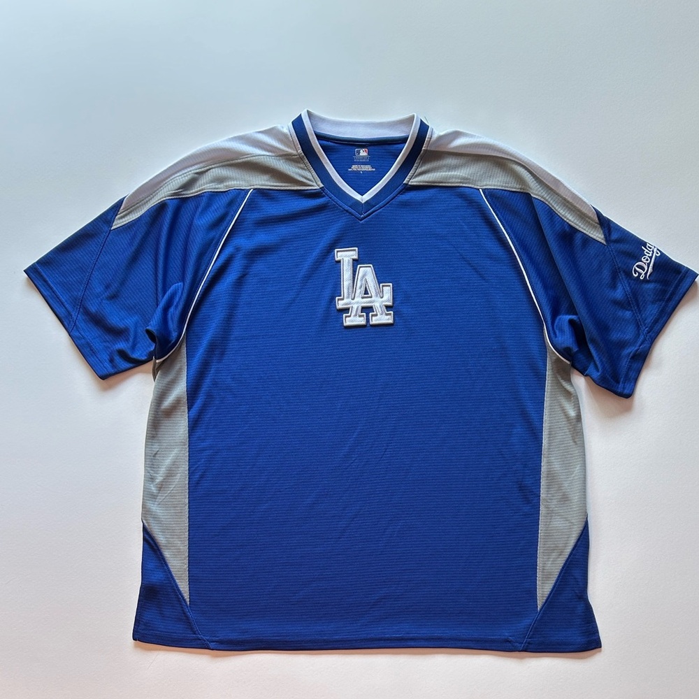 L A Dodgers Baseball Textured Blue White Gray Color Blocked V Neck Jersey